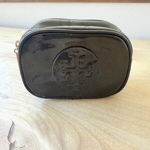TORY BURCH POUCH BAG IN A BAG BLACK OVAL BIG LOGO MINI BAG COSMETIC BLACK CHIC